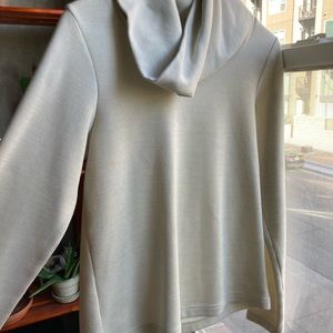 Columbia Cowl Neck Long Sleeve
